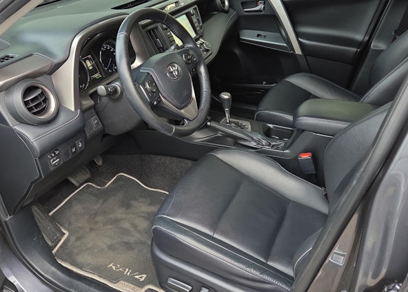 Vehicle image 11 Vehicle image 11