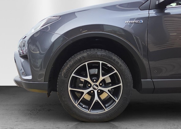 Vehicle image 8 Vehicle image 8