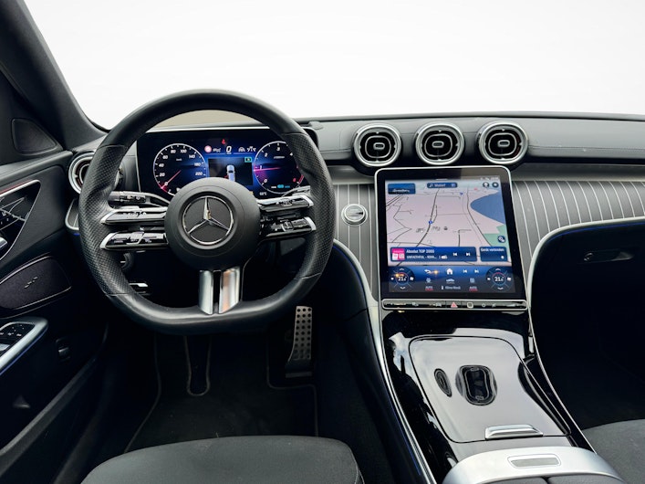 Vehicle image MERCEDES-BENZ C 220