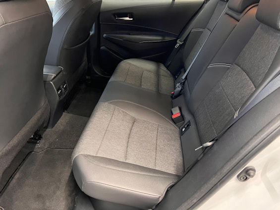 Vehicle image 10 Vehicle image 10