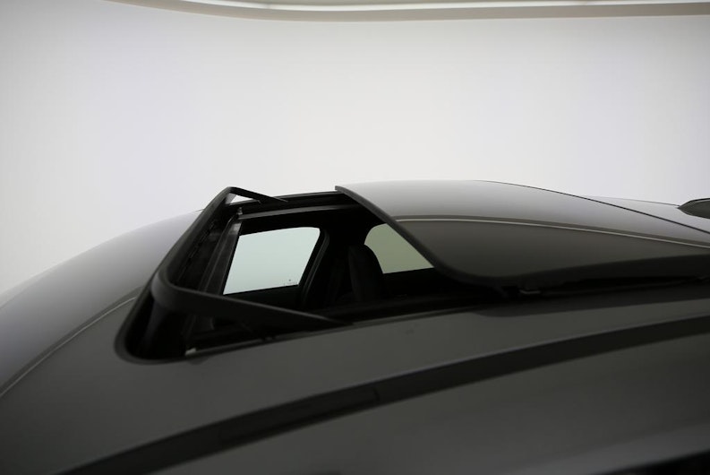 Vehicle image BMW 1 SERIES