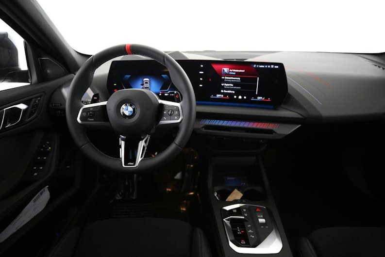 Vehicle image BMW 1 SERIES