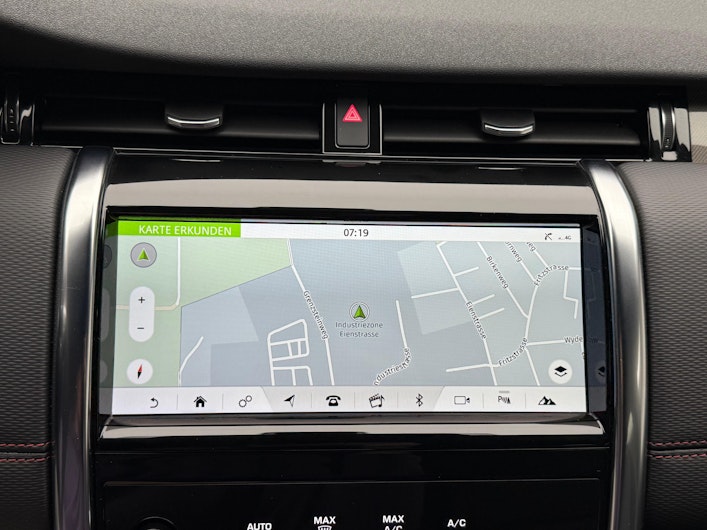 Vehicle image LAND ROVER DISCOVERY SPORT