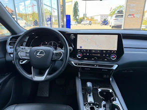 https://vehicle.imgix.net/4129777/d4e533f1-cef2-4c6c-8959-bc377c35505d.jpg