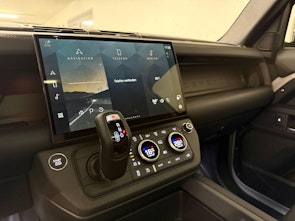 Vehicle image LAND ROVER Defender 90 3.0 D I6 350 X-Dynamic HSE