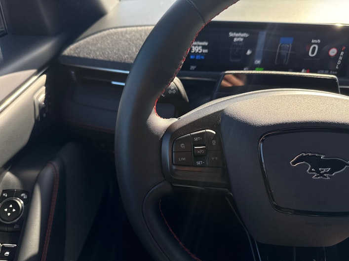 image du véhicule FORD MUSTANG MACH-E