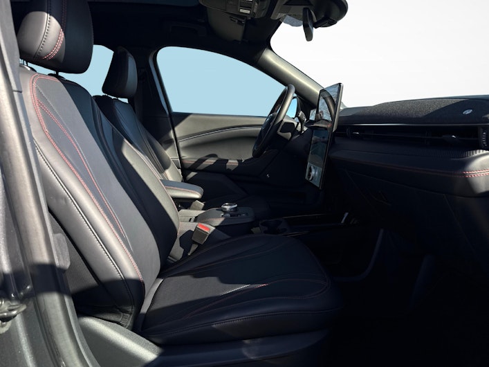 image du véhicule FORD MUSTANG MACH-E