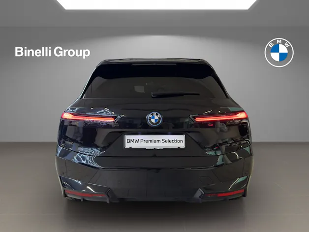 BMW iX xDrive40 SportPaket