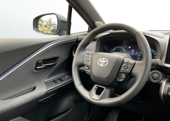 Vehicle image 5 Vehicle image 5