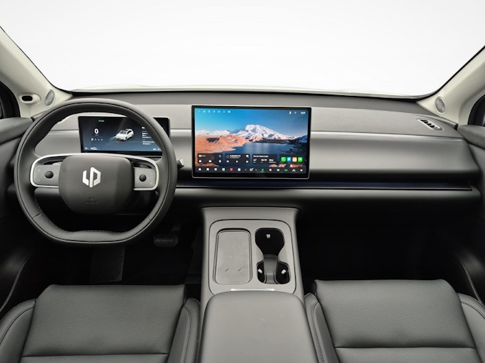 Vehicle image LEAPMOTOR C10