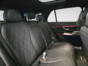 Mercedes-Benz E 220 d AMG Line 4Matic T- Modell