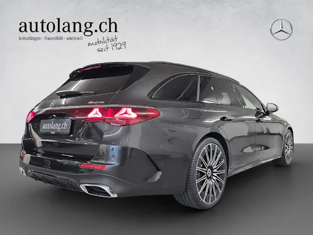 Mercedes-Benz E 220 d AMG Line 4Matic T- Modell