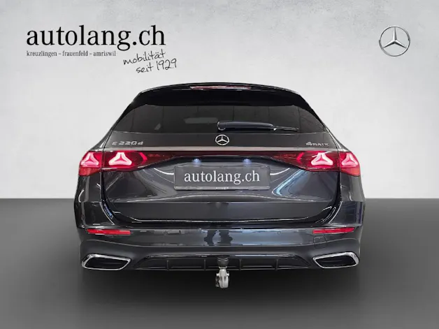 Mercedes-Benz E 220 d AMG Line 4Matic T- Modell