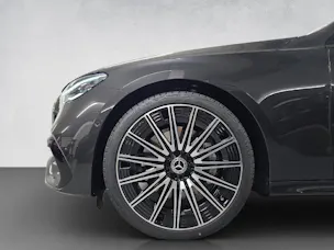 Mercedes-Benz E 220 d AMG Line 4Matic T- Modell