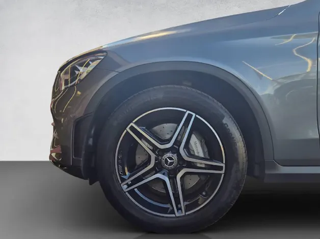 Mercedes-Benz GLC 220 d AMG Line 4Matic