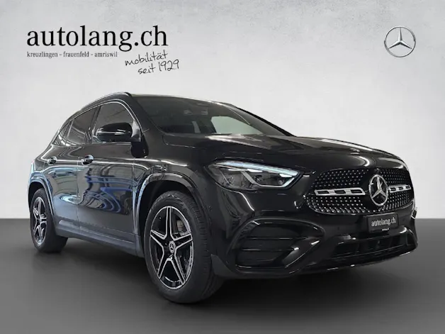 Mercedes-Benz GLA 200 AMG Line Night Star