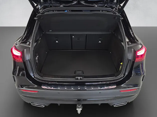 Mercedes-Benz GLA 200 AMG Line Night Star