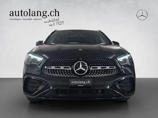 Mercedes-Benz GLA 200 AMG Line Night Star