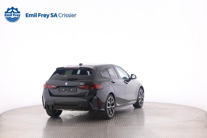 Vehicle image BMW 1 SERIES