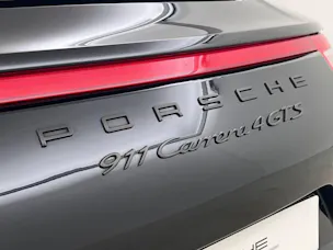 Porsche 911 Carrera 4 GTS