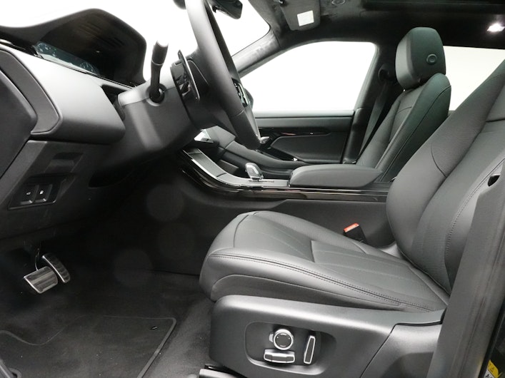 Vehicle image LAND ROVER RANGE ROVER EVOQUE