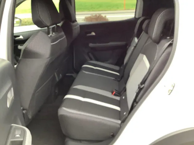 Opel Frontera 1.2 T HEV 145 GS