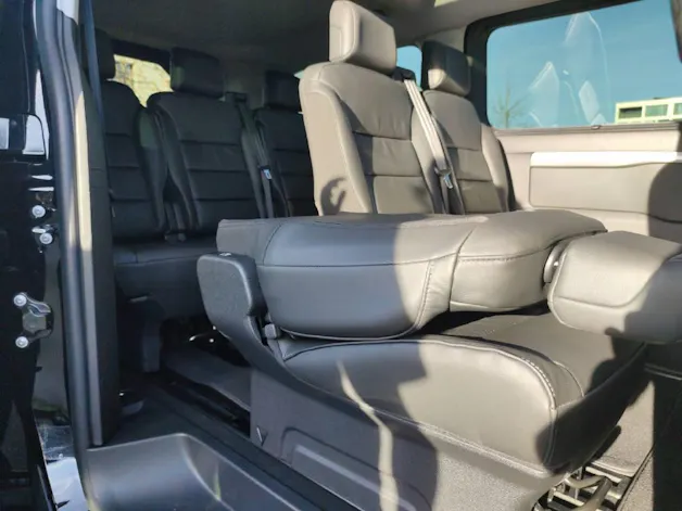 Peugeot Traveller Long 2.0 BlueHDi 180 Business VIP S/S