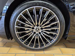 Mercedes-Benz C 200 4Matic AMG Line
