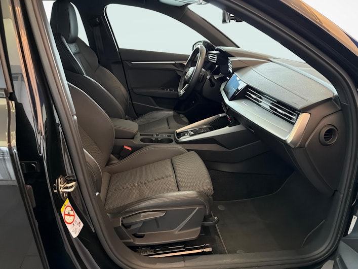 Vehicle image AUDI A3