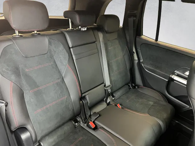 Mercedes-Benz GLB 250 AMG Line 4Matic