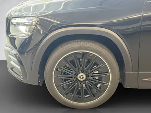 MERCEDES-BENZ GLB 250 AMG Line 4Matic