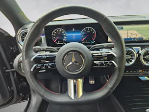 Mercedes-Benz A 200 AMG Line