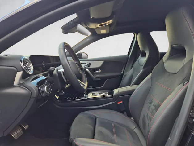Mercedes-Benz A 200 AMG Line