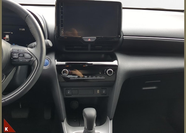 Vehicle image 14 Vehicle image 14