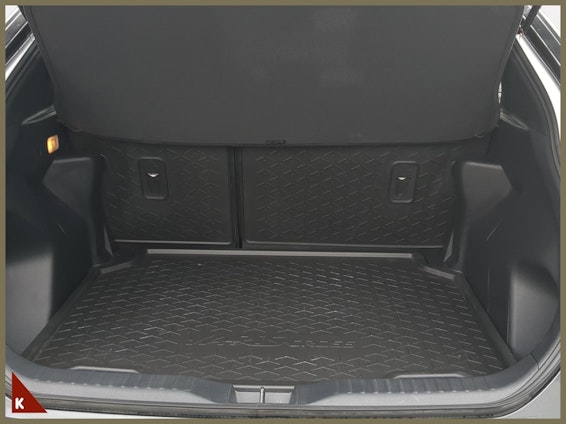 Vehicle image 19 Vehicle image 19