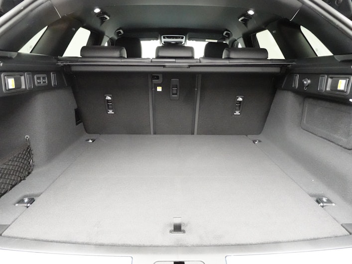 Vehicle image LAND ROVER RANGE ROVER VELAR