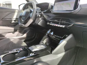 Peugeot 208 1.2 Hybrid GT