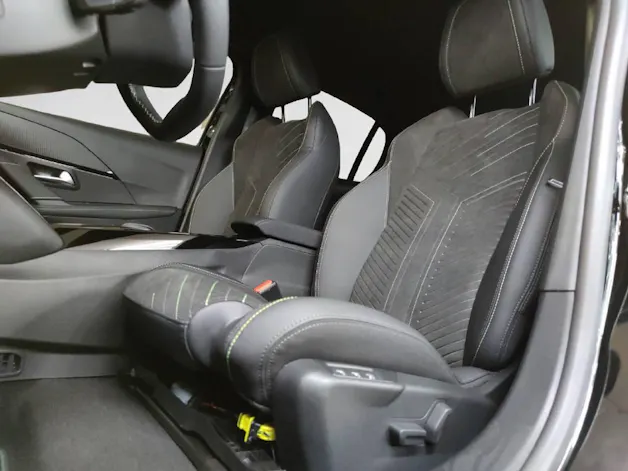 Peugeot 208 1.2 Hybrid GT