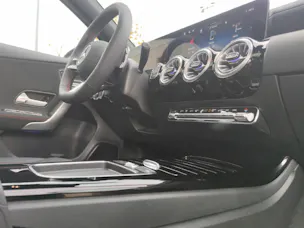 Mercedes-Benz A 200 AMG Line Night Star