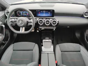 Mercedes-Benz A 200 AMG Line Night Star