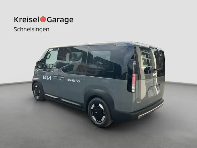 Kia PV5 Passenger 71.2 kWh Plus