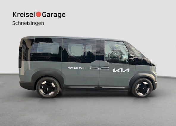 Vehicle image 6 Vehicle image 6