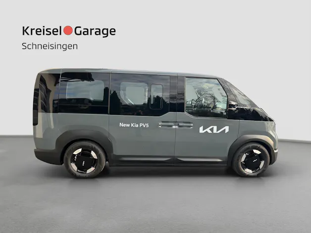 Kia PV5 Passenger 71.2 kWh Plus