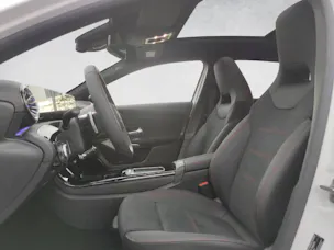 Mercedes-Benz A 200 AMG Line Night Star