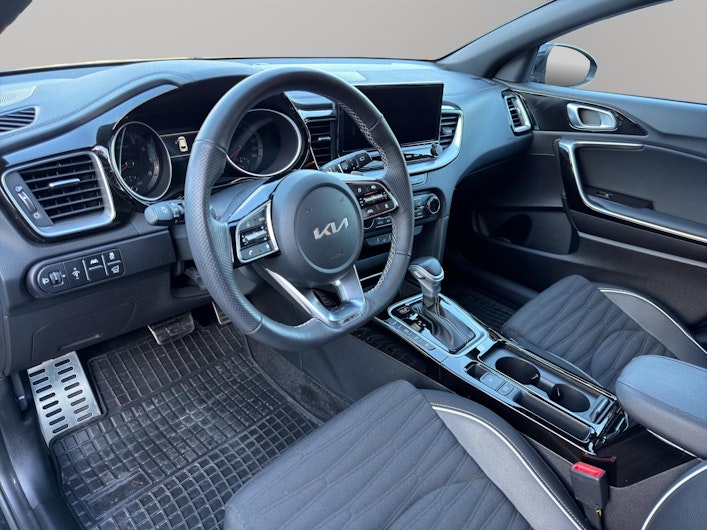 Vehicle image KIA CEED