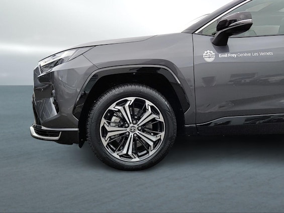 Vehicle image 13 Vehicle image 13