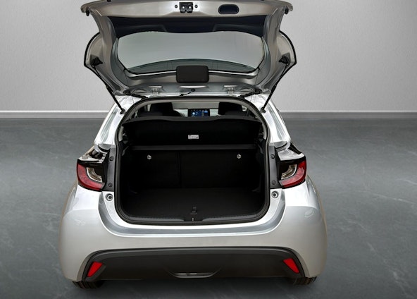 Vehicle image 4 Vehicle image 4