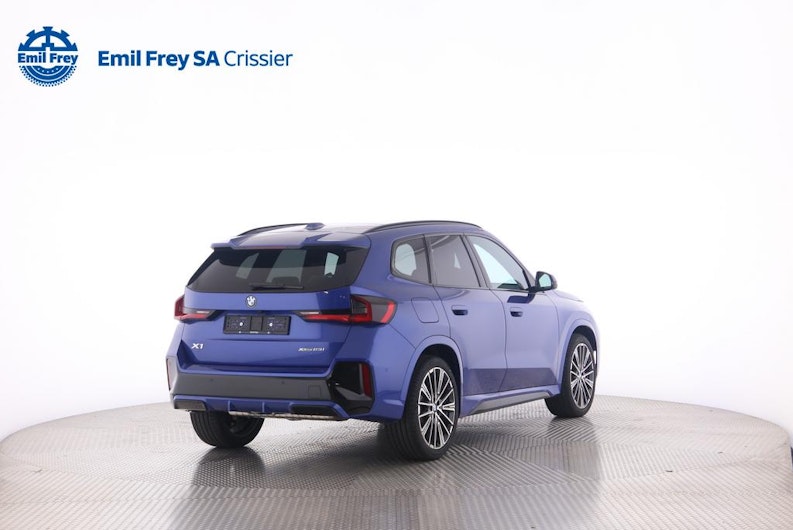 Vehicle image BMW X1