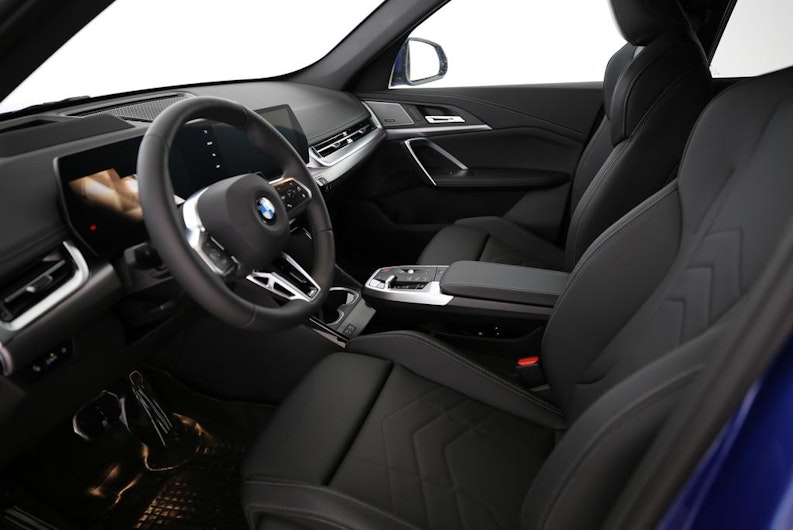 Vehicle image BMW X1