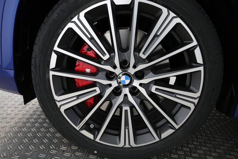 Vehicle image BMW X1